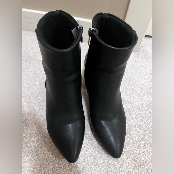 Woman’s Black Ankle Boot - Picture 2 of 5